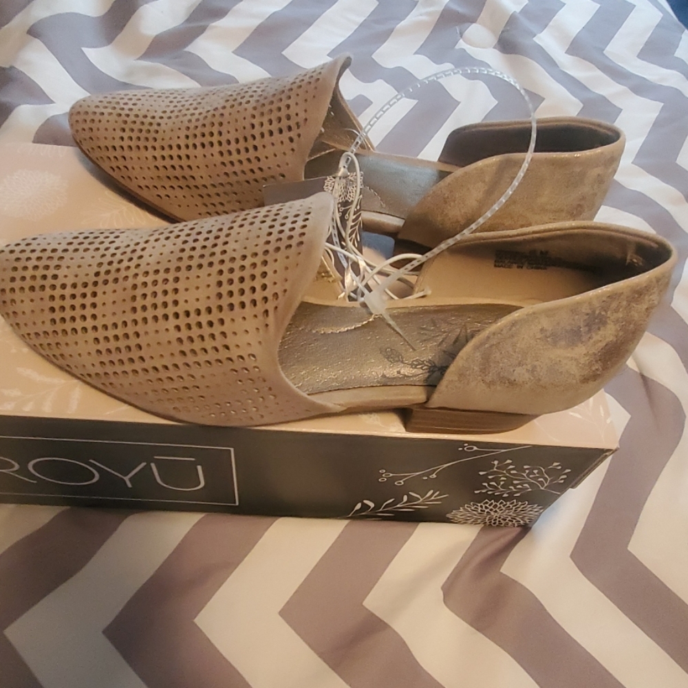 New shoes 👞